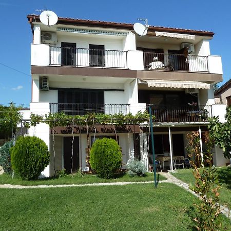 יאדראנובו Apartment Nada 1 מראה חיצוני תמונה