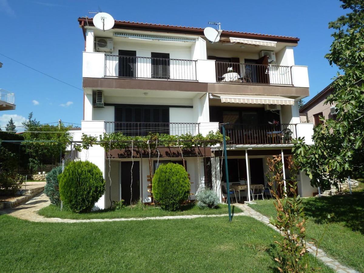 יאדראנובו Apartment Nada 1 מראה חיצוני תמונה