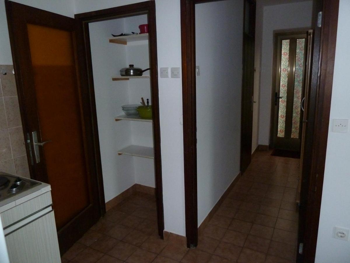 יאדראנובו Apartment Nada 1 מראה חיצוני תמונה